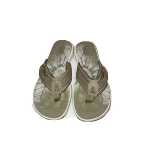 Women’s Sandals Clarks Collection Beige and White Size 8 Adjustable